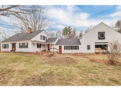 Home For Sale in Moultonborough, New Hampshire