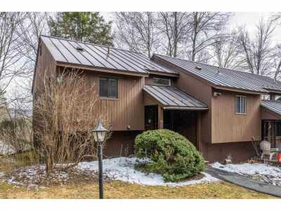 Home For Sale in Hartford, Vermont