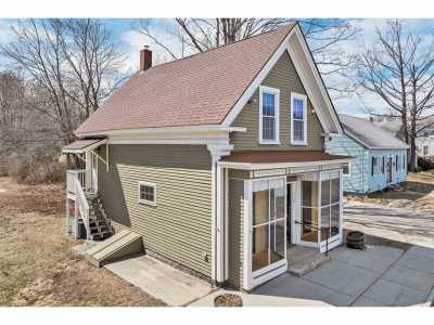 Home For Sale in Alton, New Hampshire
