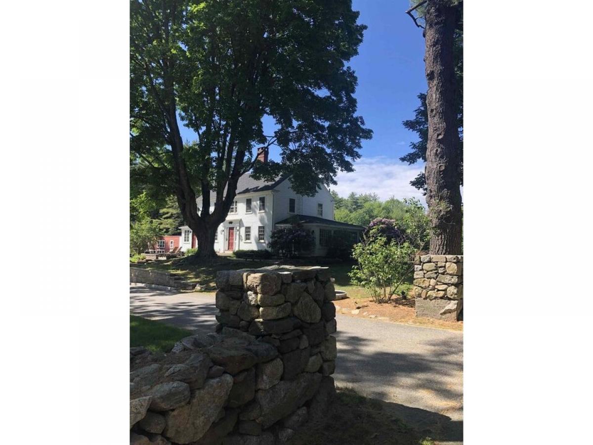 Picture of Home For Sale in North Hampton, New Hampshire, United States