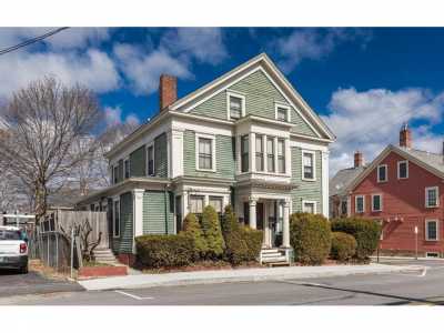 Home For Sale in Portsmouth, New Hampshire