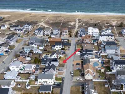 Home For Sale in Seabrook, New Hampshire