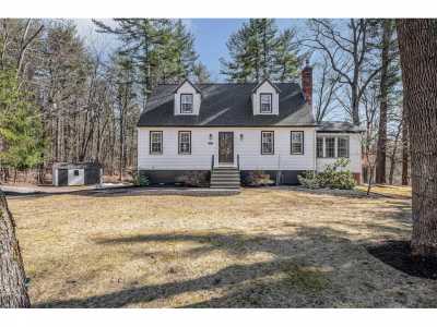 Home For Sale in Windham, New Hampshire
