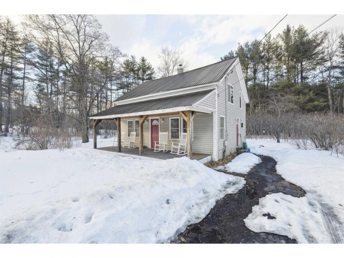 Picture of Home For Sale in Ossipee, New Hampshire, United States