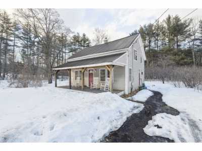 Home For Sale in Ossipee, New Hampshire