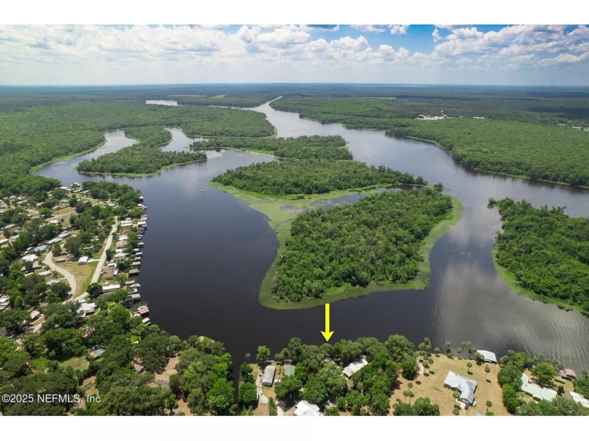 Picture of Home For Sale in Satsuma, Florida, United States
