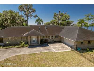 Home For Sale in East Palatka, Florida