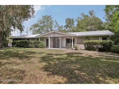 Home For Sale in Palatka, Florida