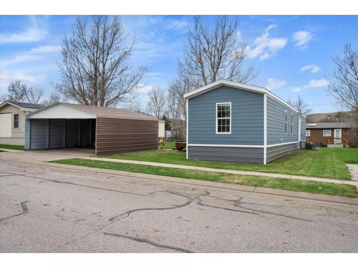 Picture of Home For Sale in Spearfish, South Dakota, United States