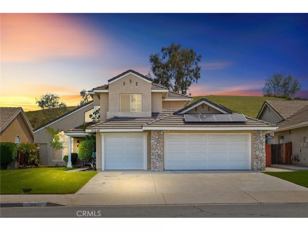 Picture of Home For Sale in Menifee, California, United States