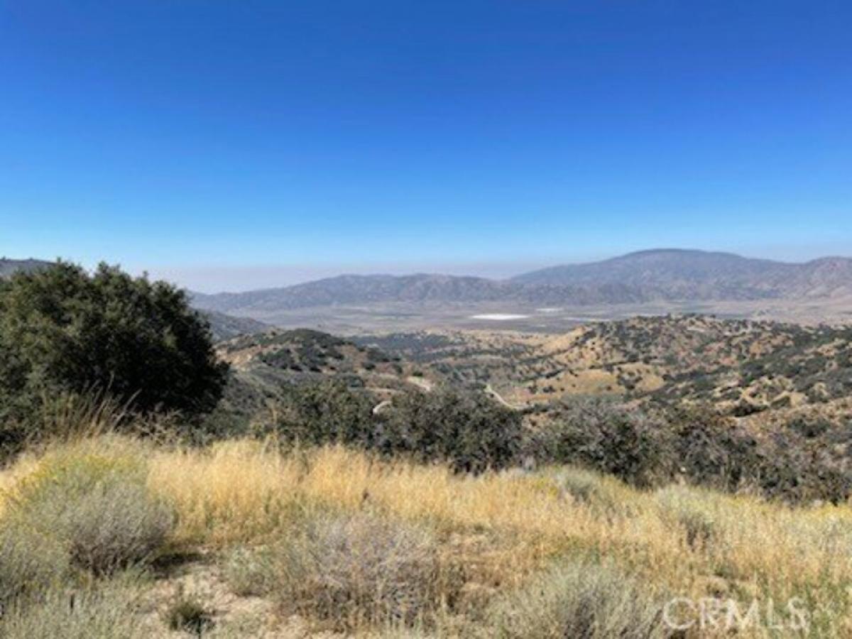 Picture of Residential Land For Sale in Tehachapi, California, United States