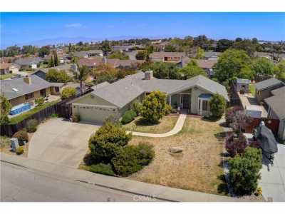 Home For Sale in Santa Maria, California