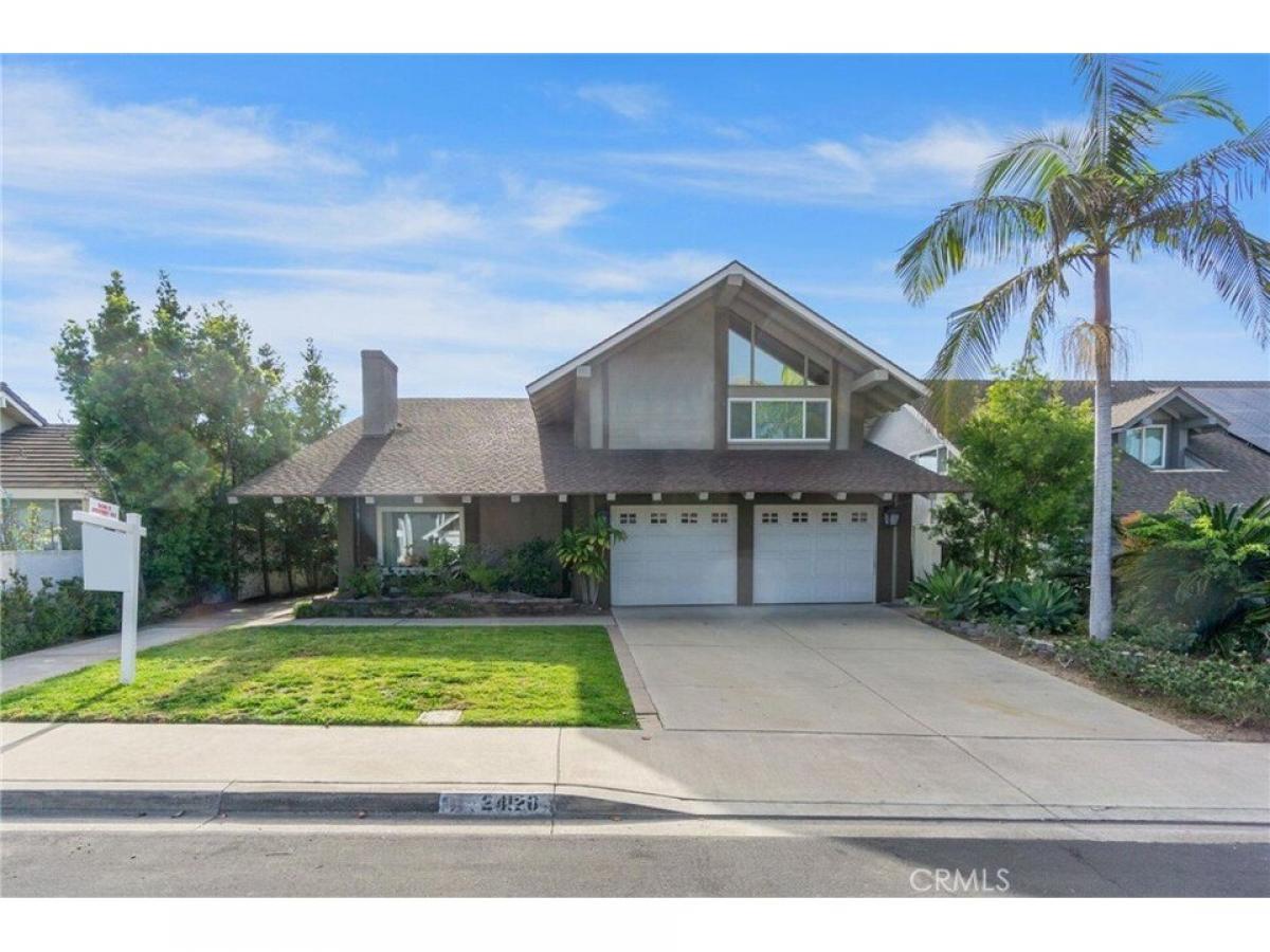 Picture of Home For Sale in Lake Forest, California, United States