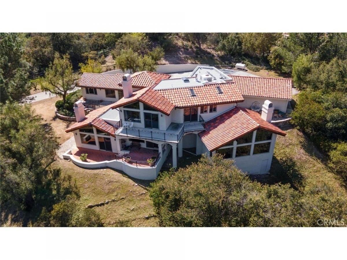 Picture of Home For Sale in Trabuco Canyon, California, United States