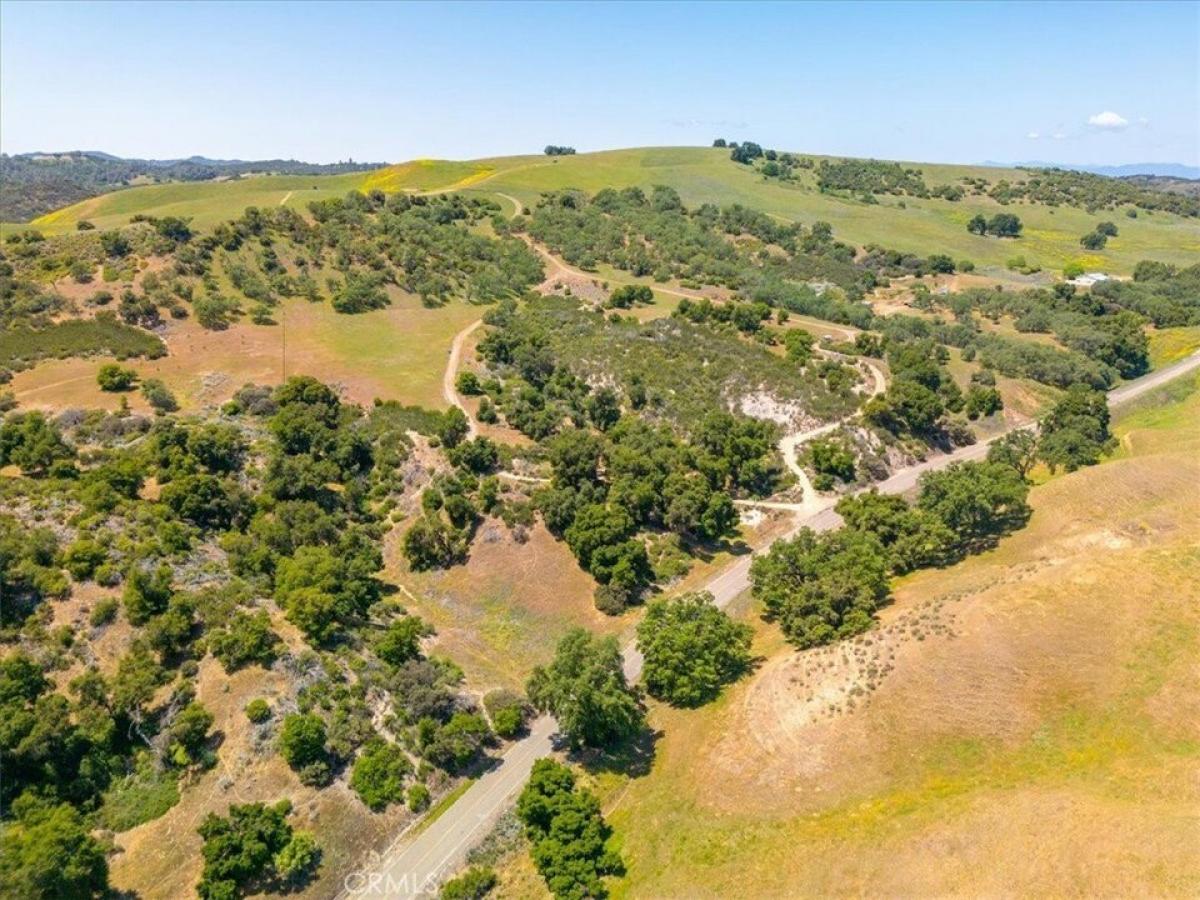 Picture of Residential Land For Sale in Bradley, California, United States