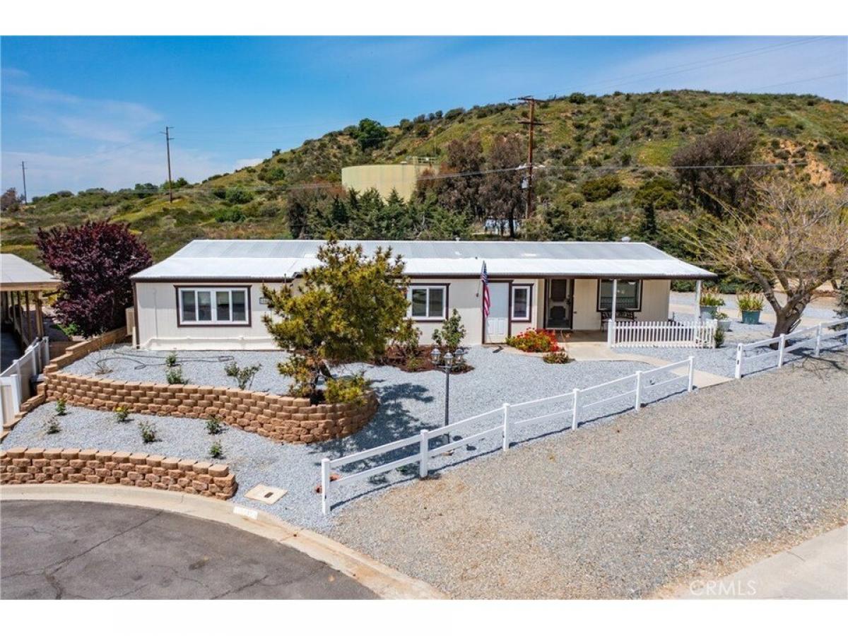 Picture of Home For Sale in Cherry Valley, California, United States