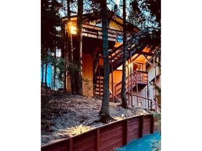 Home For Rent in Twin Peaks, California