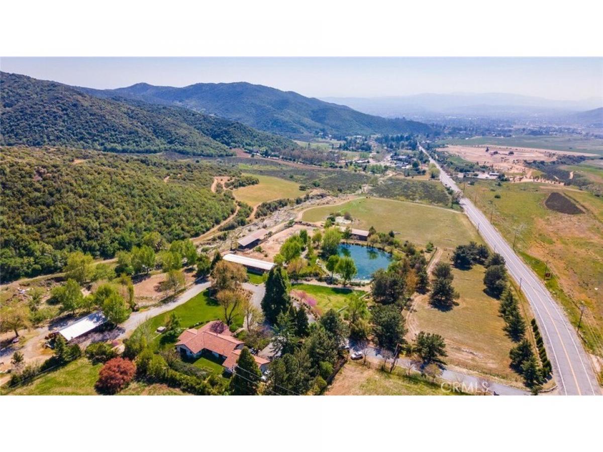 Picture of Home For Sale in Oak Glen, California, United States