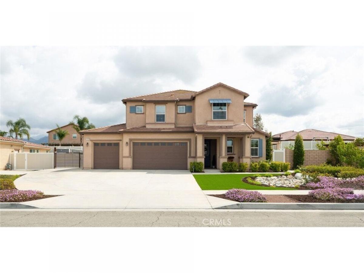 Picture of Home For Sale in Redlands, California, United States