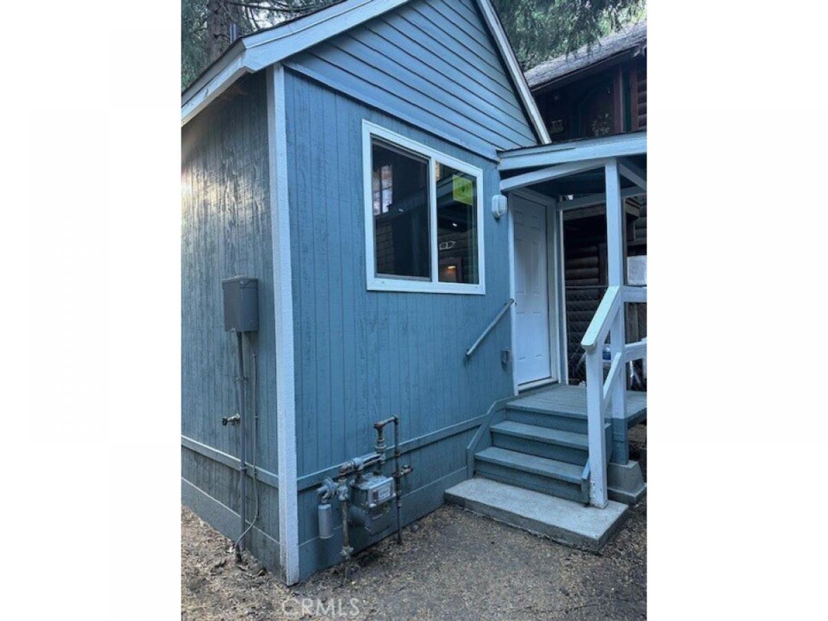 Picture of Home For Rent in Crestline, California, United States
