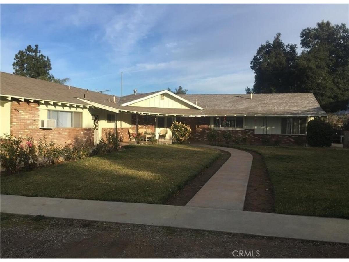 Picture of Home For Sale in Yucaipa, California, United States