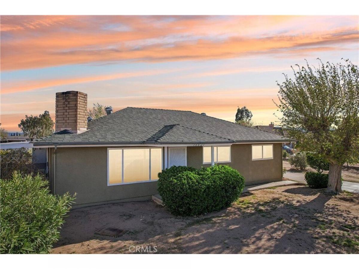 Picture of Home For Sale in Hesperia, California, United States