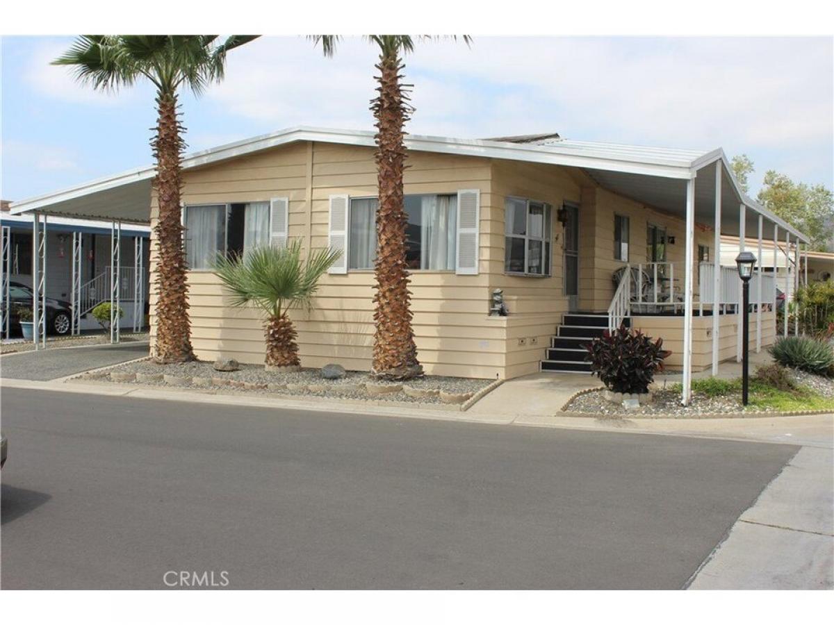 Picture of Home For Sale in Riverside, California, United States