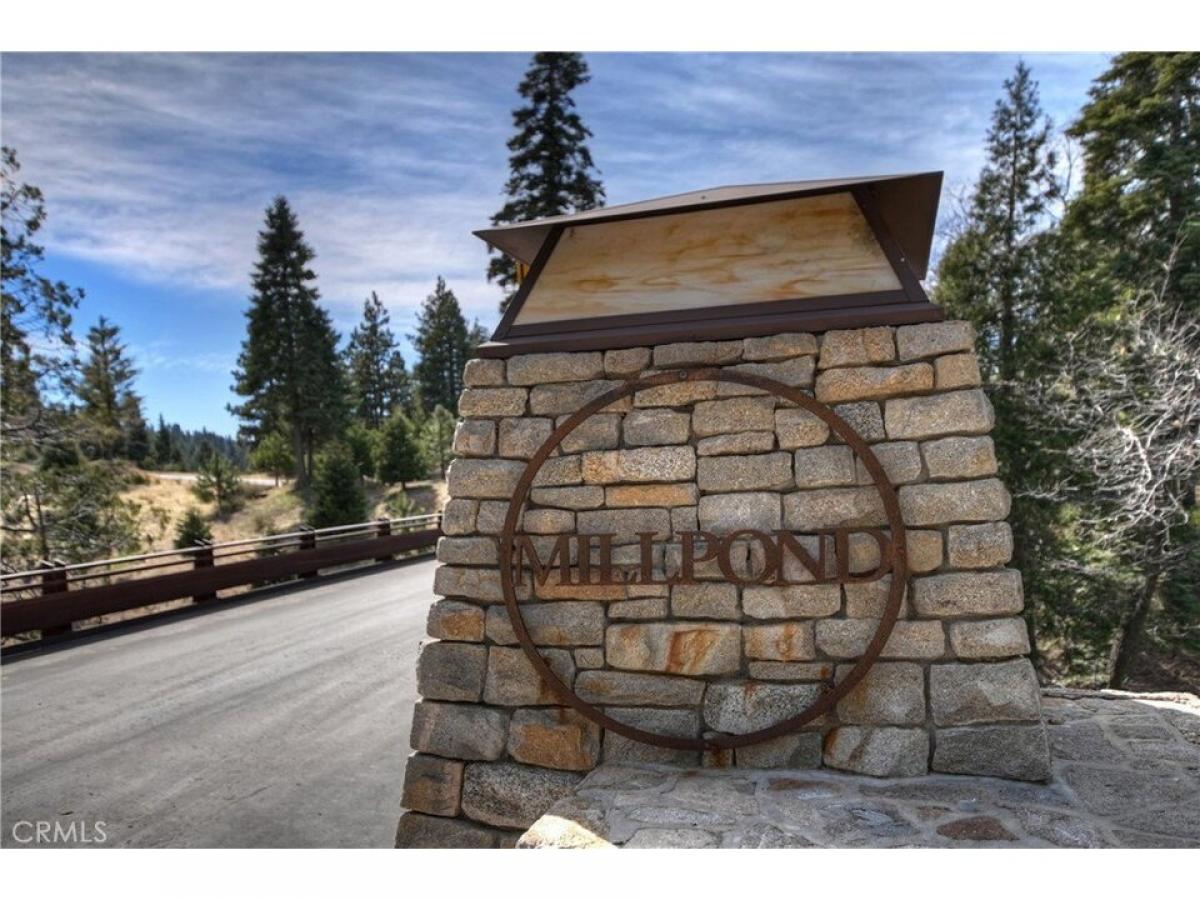 Picture of Residential Land For Sale in Lake Arrowhead, California, United States