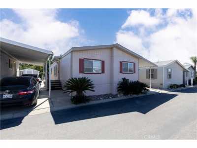 Home For Sale in Mentone, California