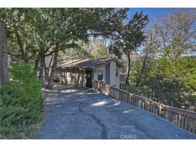Home For Sale in Crestline, California