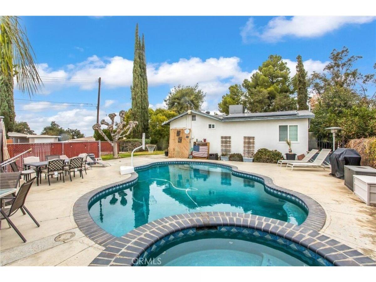 Picture of Home For Sale in Calimesa, California, United States