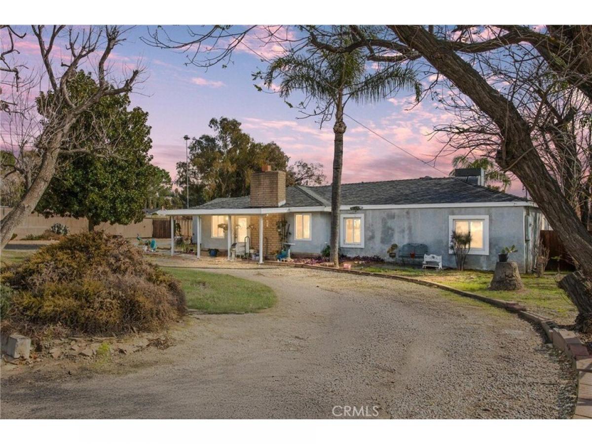 Picture of Home For Sale in Yucaipa, California, United States