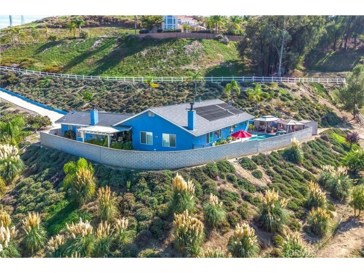 Picture of Home For Sale in Loma Linda, California, United States