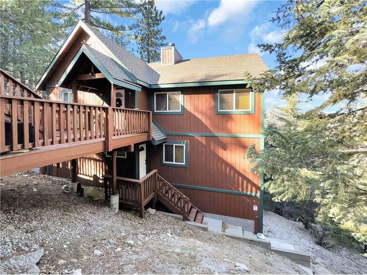 Picture of Home For Sale in Lake Arrowhead, California, United States