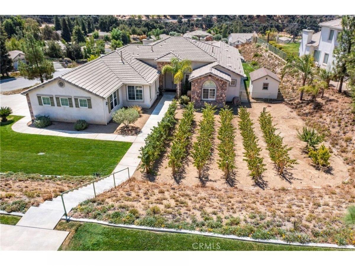 Picture of Home For Sale in Yucaipa, California, United States