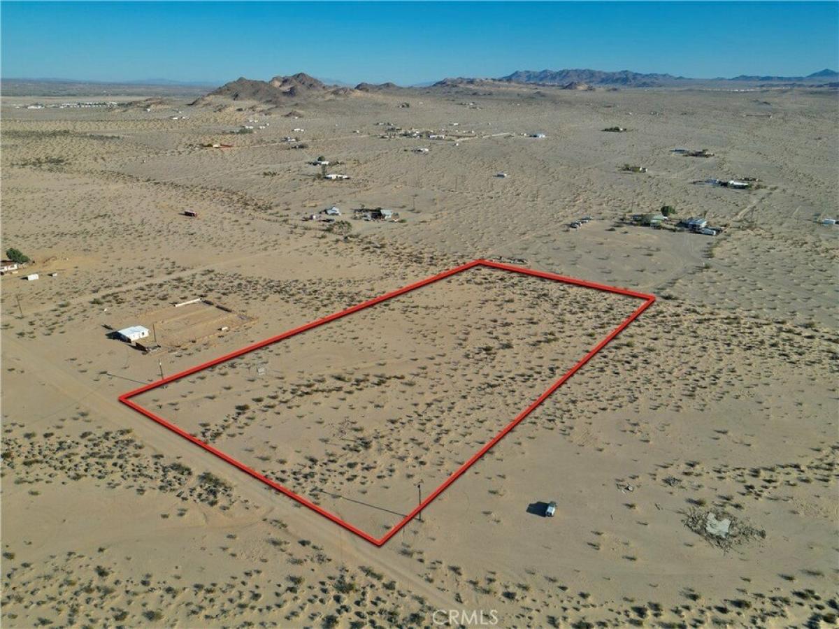 Picture of Residential Land For Sale in 29 Palms, California, United States