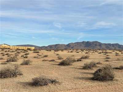 Residential Land For Sale in Apple Valley, California