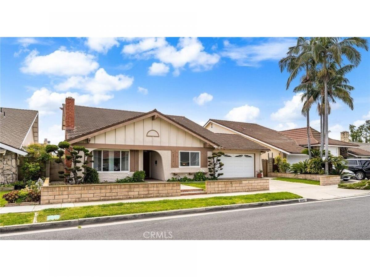Picture of Home For Sale in Westminster, California, United States