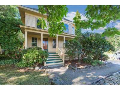 Home For Sale in Eliot, Maine