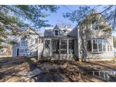 Home For Sale in Oakland, Maine