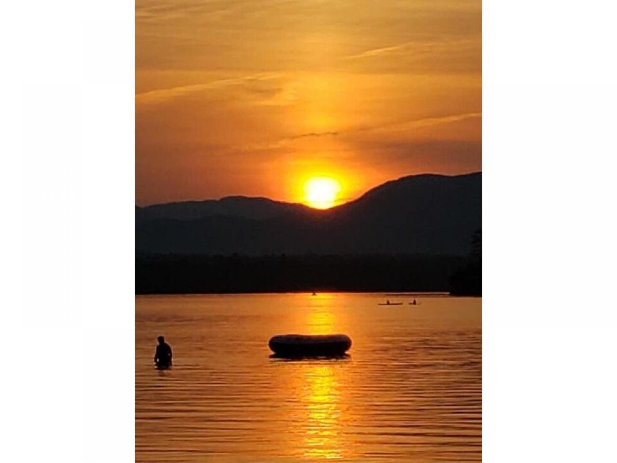 Picture of Home For Sale in Roxbury, Maine, United States