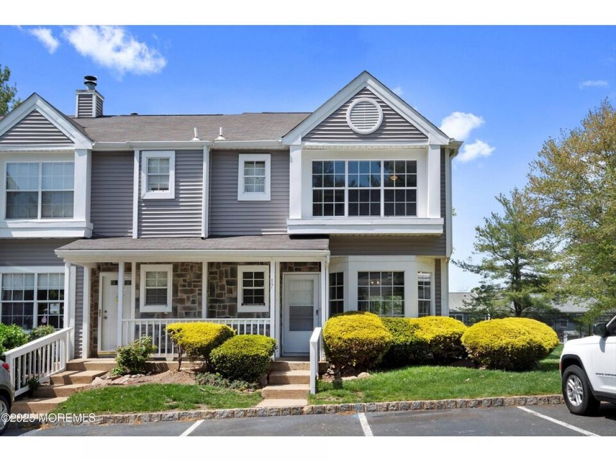 Picture of Home For Rent in Tinton Falls, New Jersey, United States