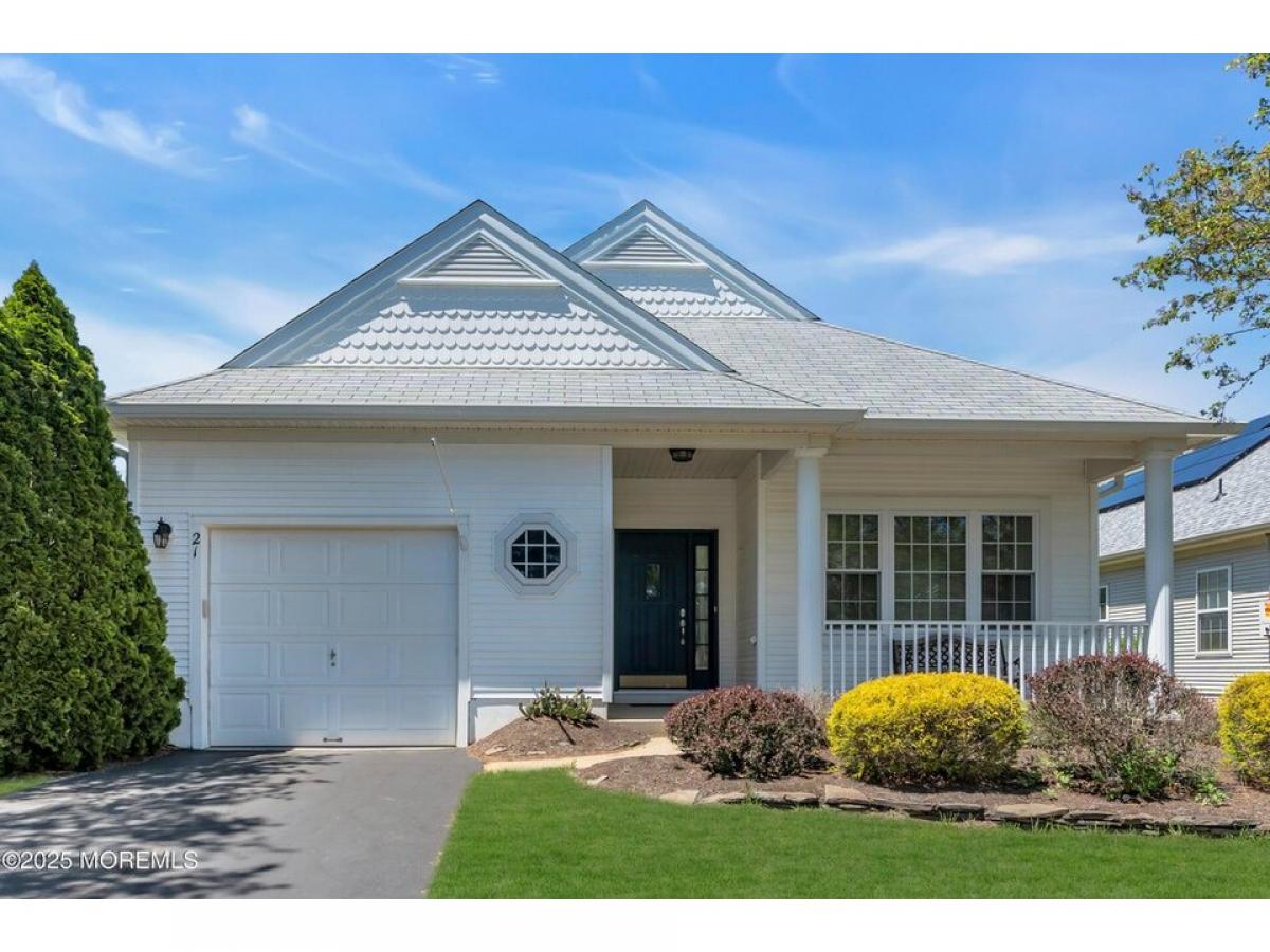 Picture of Home For Sale in Manchester, New Jersey, United States