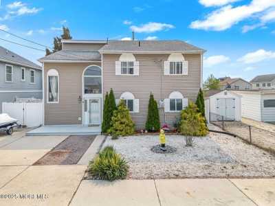 Home For Sale in Little Egg Harbor, New Jersey