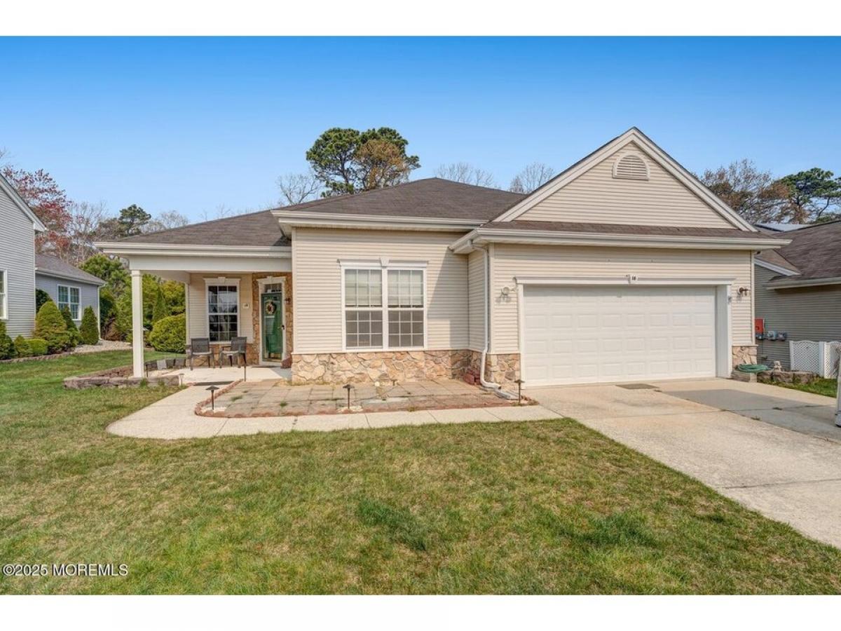 Picture of Home For Sale in Little Egg Harbor, New Jersey, United States