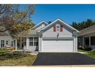 Home For Sale in Jackson, New Jersey