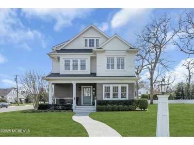 Home For Sale in Sea Girt, New Jersey