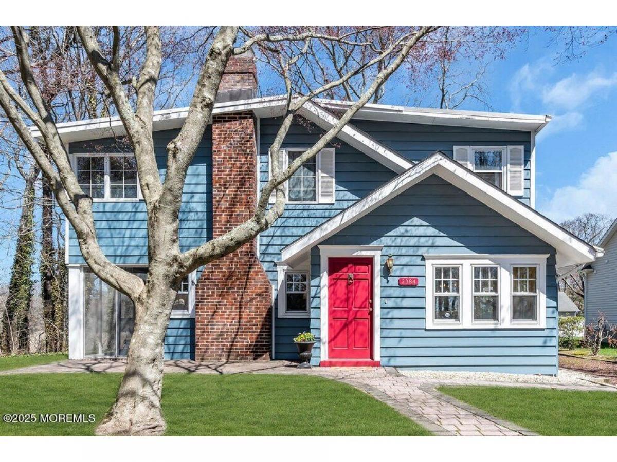 Picture of Home For Sale in Manasquan, New Jersey, United States