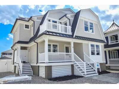 Home For Sale in Lavallette, New Jersey