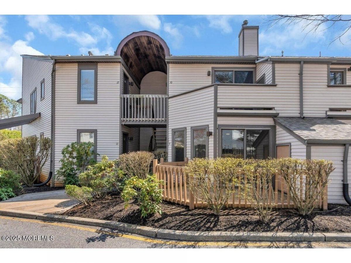 Picture of Home For Sale in Point Pleasant, New Jersey, United States